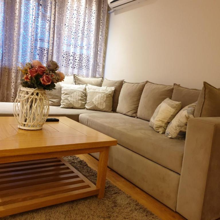 Shabby Chik, cozy apartment near St Sava Temple - One-Bedroom Apartment - 1