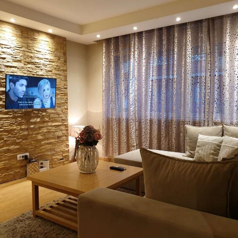 Shabby Chik, cozy apartment near St Sava Temple - One-Bedroom Apartment - 31