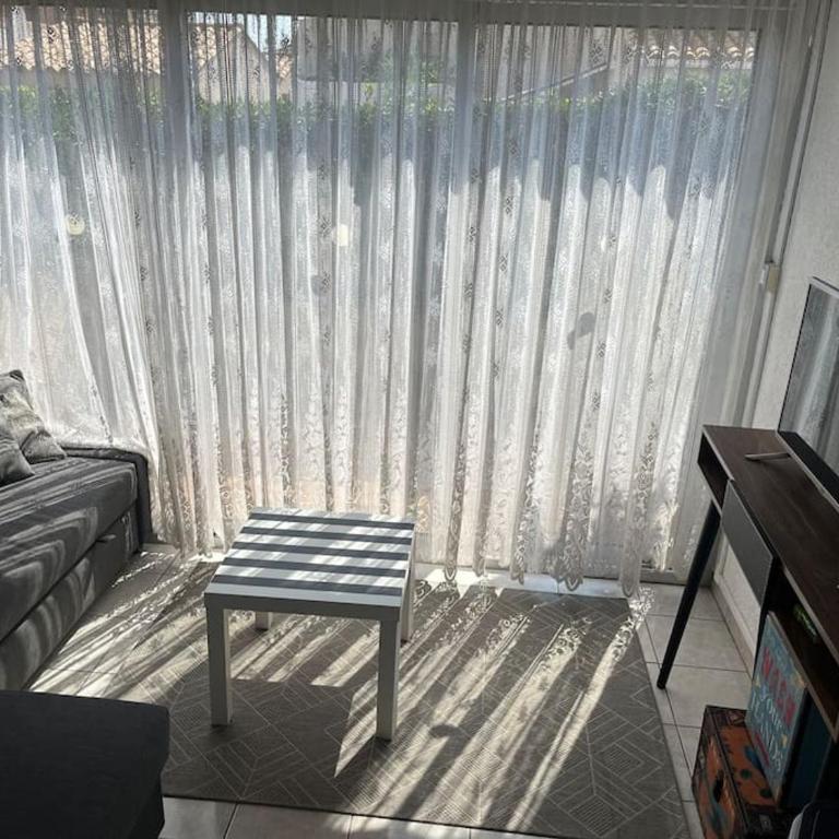 Appartement Lumineux avec Piscine Tout à pied - Appartamento con 2 Camere da Letto - 7