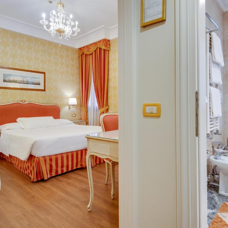 Hotel Antiche Figure - Camera Matrimoniale Superior con Letto Supplementare - 3
