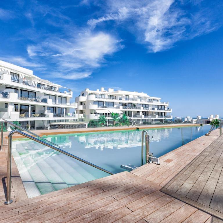 ViVi Homes - Apollo Luxury, Pool, Gym & Beach - Apartment with Terrace - 38