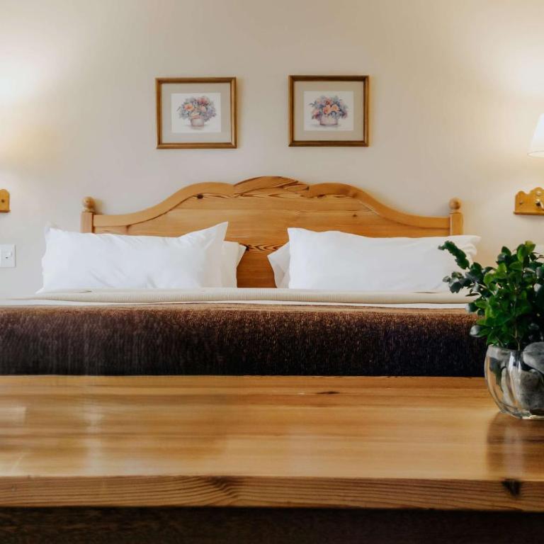 Wyndham Garden Ushuaia Hotel del Glaciar - Suite Junior con cama extragrande y vistas a la bahía - 5