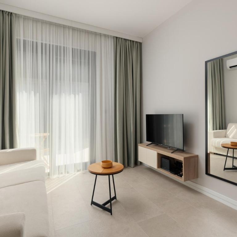 S Palace Apartment - Studio Apartment - 8