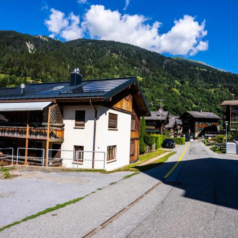 Ferienwohnung Haus Binelti, Fiesch - Apartment mit 3 Schlafzimmern - 1