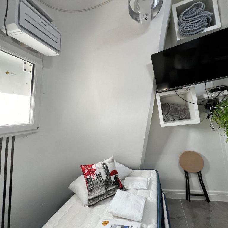 PARIS BASTILLE BERCY GARE DE LYON CHAMBRE CLIMATISEE 9m2 idéal 1 pers ,max 2 pers - Appartement 1 Chambre - 37
