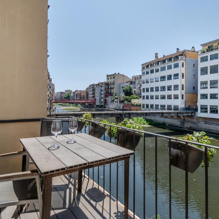 Flateli Ballesteries 15 - Apartamento de 2 dormitorios con vistas al río - 3