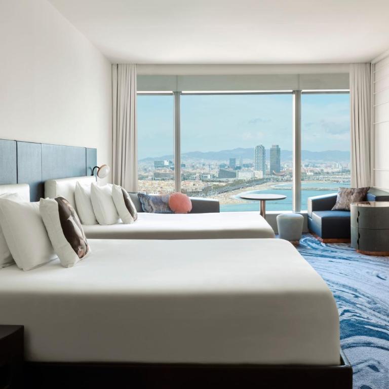W Barcelona - Fabulous Twin Room - 2
