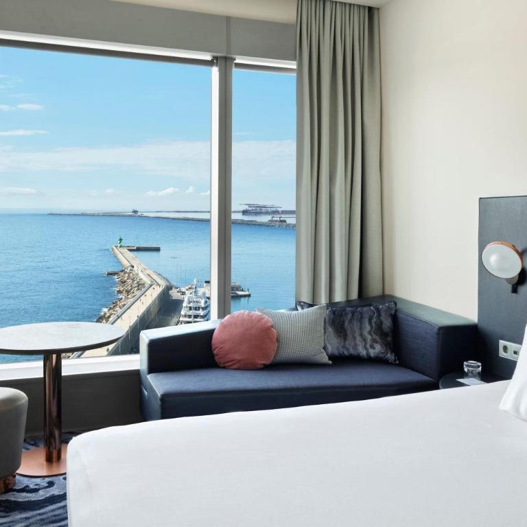 W Barcelona - Wonderful Sky Twin Room - 4