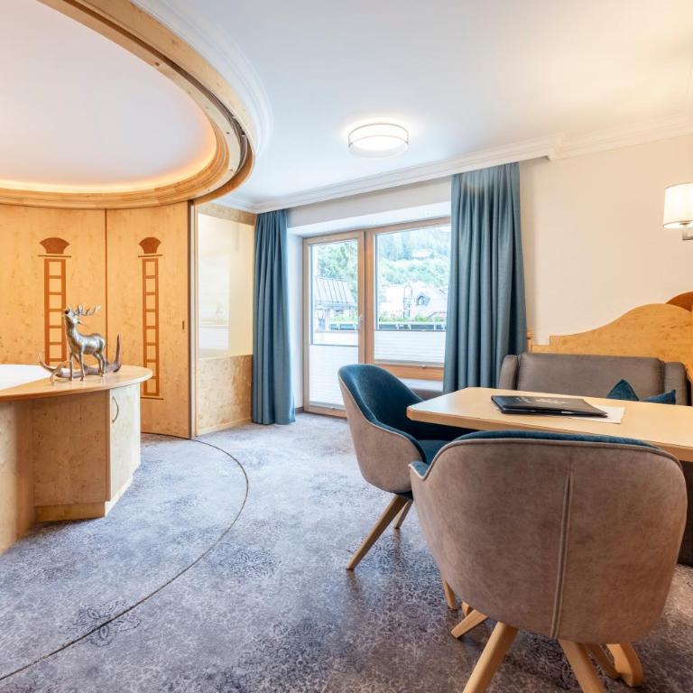 Hotel Jägerhof - Junior Suite - West - 5