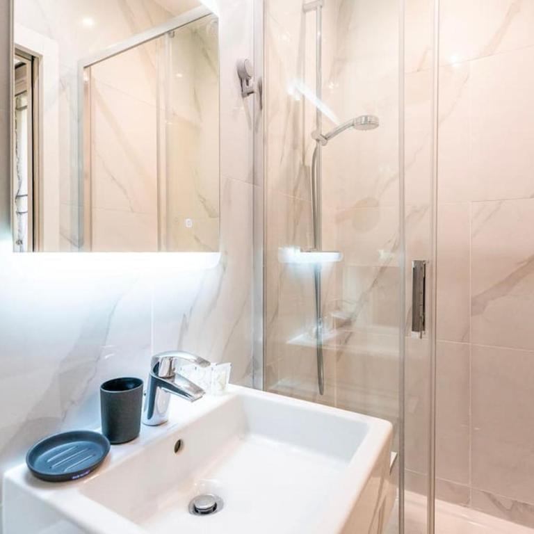 Luxurious Apartment with Stylish Design and Comfort - 105 - Appartement 1 Chambre - 10