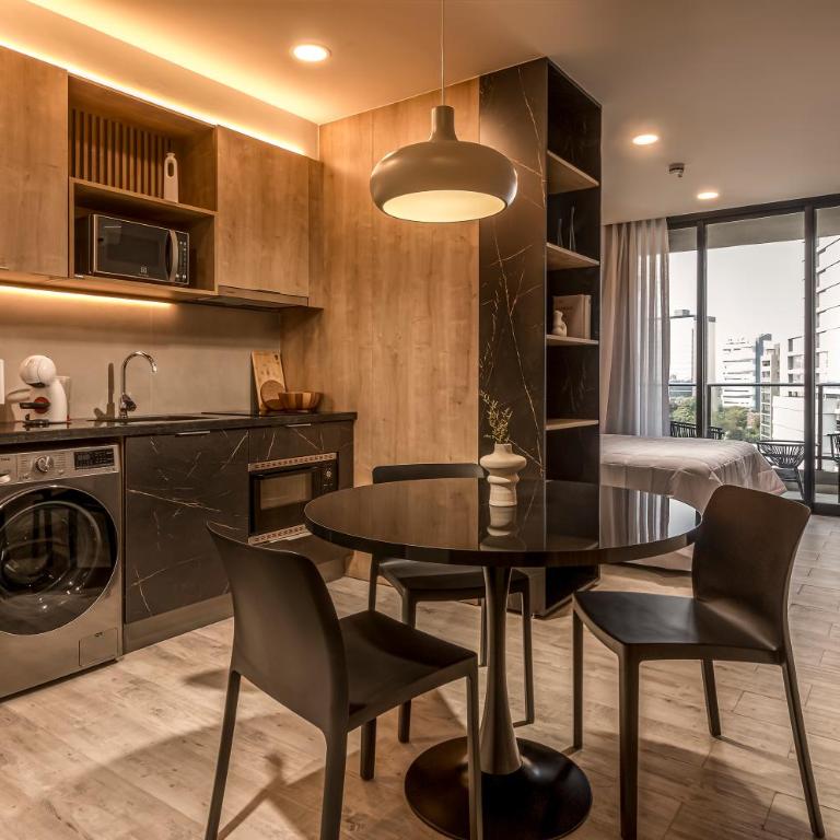 ZENTRUM Residences - By AVA Rentals - Estudio - 1