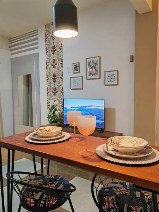 Acogedor, Amueblado, Céntrico, Shoppings a 3 min - Apartamento de 1 dormitorio - 28