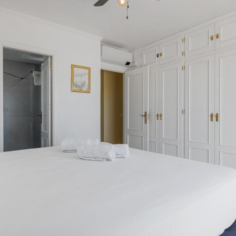 ViVi Homes -Villa Alpetona Private Pool, Garden & Terrace - Villa Deluxe - 33