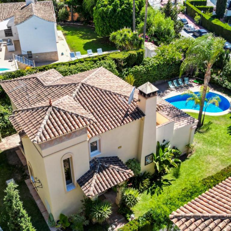 ViVi Homes -Villa Alpetona Private Pool, Garden & Terrace - Villa Deluxe - 49