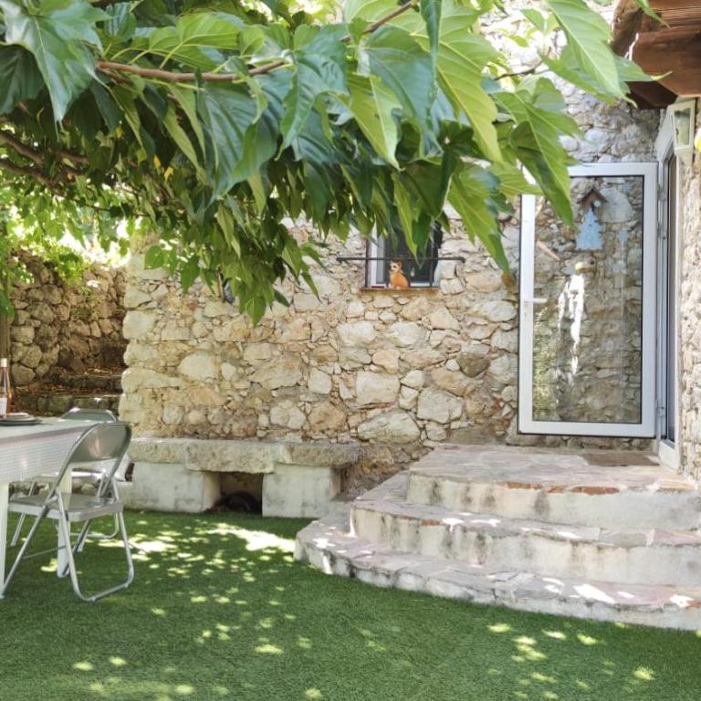 Maison en pierre, 3 chambres à 15 mn du centre de Menton et des plages - Maison 3 Chambres - 6