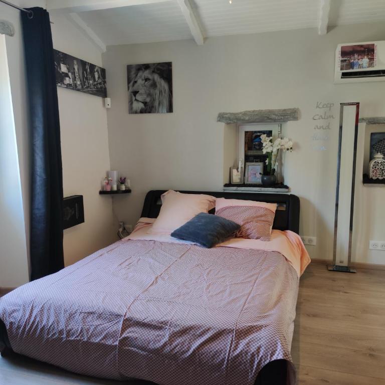 Maison en pierre, 3 chambres à 15 mn du centre de Menton et des plages - Maison 3 Chambres - 28