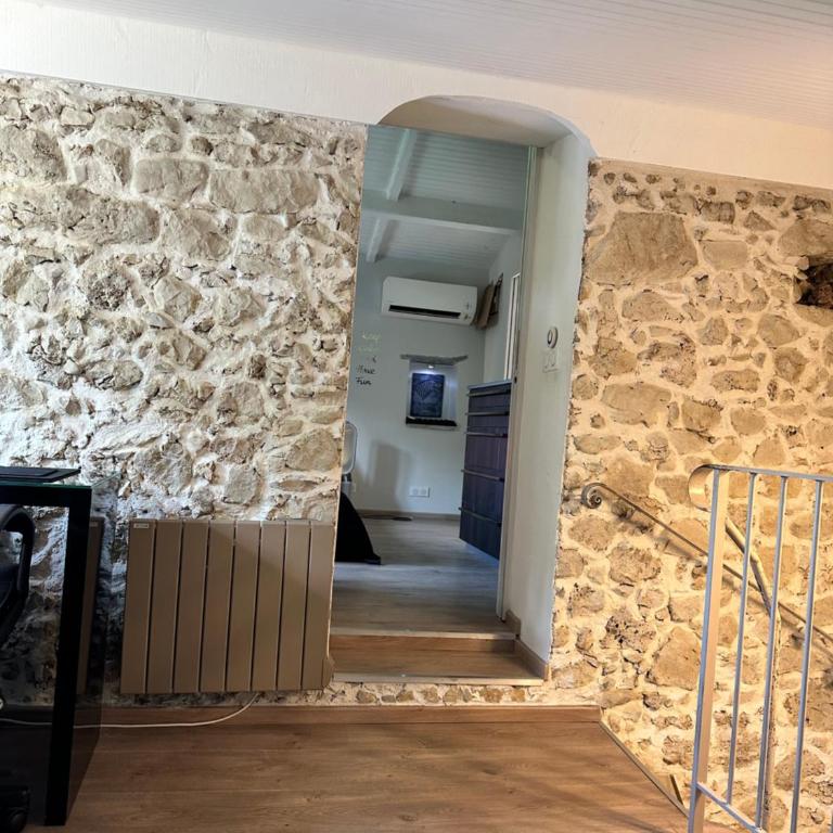 Maison en pierre, 3 chambres à 15 mn du centre de Menton et des plages - Maison 3 Chambres - 37