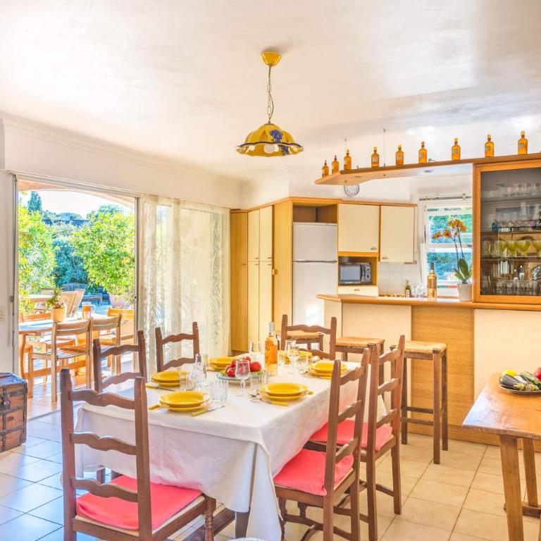 Villa Mas des Fleurs by Villa Plus - Villa - 10