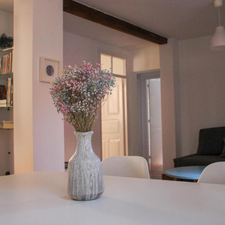 El 8 de Serranos - Bajo - Casa con garaje - Apartamento - Planta baja - 5