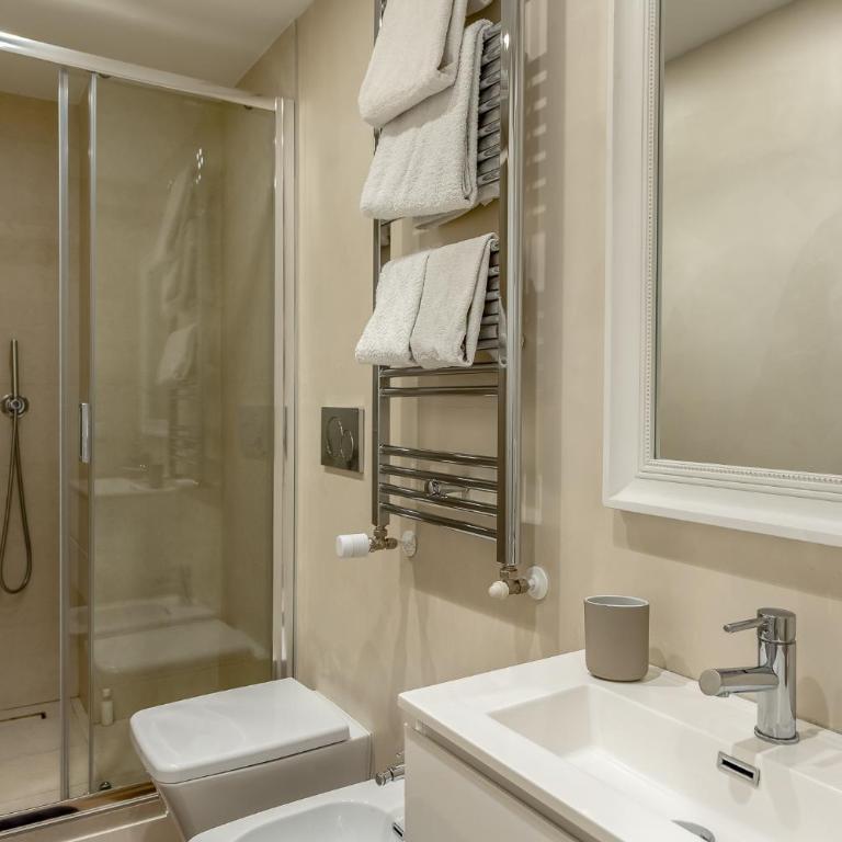 Porta Venezia New Luxury apt - wifi full equiped - Appartamento con 1 Camera da Letto - 26