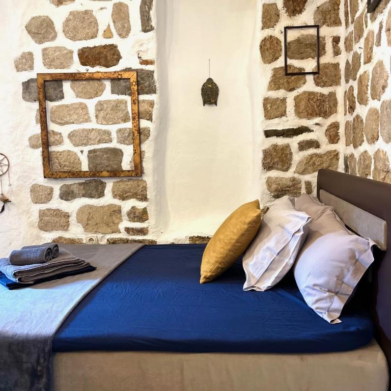 HealthyStudio512 Apartments - Double Room with Patio - 3