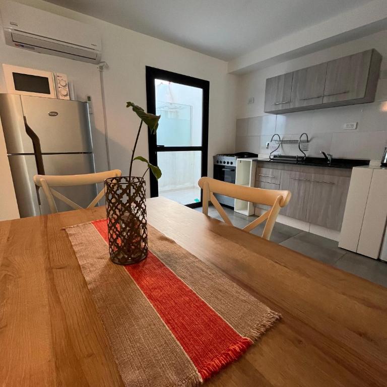Departamento -Deheza- Barrio General Paz a una cuadra de Avenida 24 de Septiembre By Apartcba - Apartamento de 1 dormitorio - 3