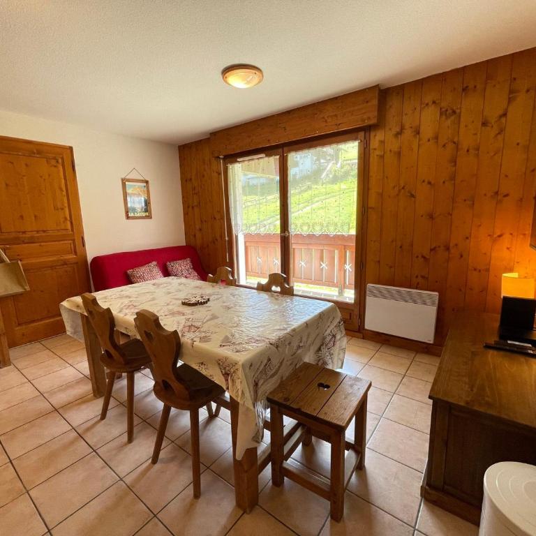 Appartement cosy 2 chambres au pied des pistes avec parking et WiFi - FR-1-505-92 - Apartment (6 Adults) - 23