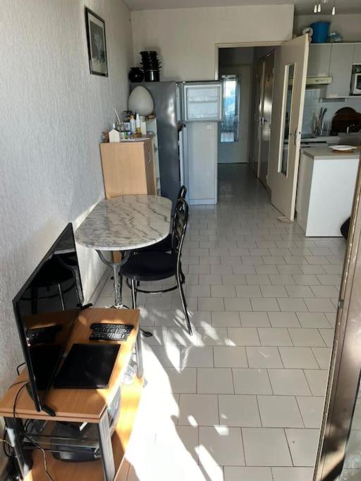 Un petit coin de paradis à Sanary sur mer - Two-Bedroom Apartment - 22