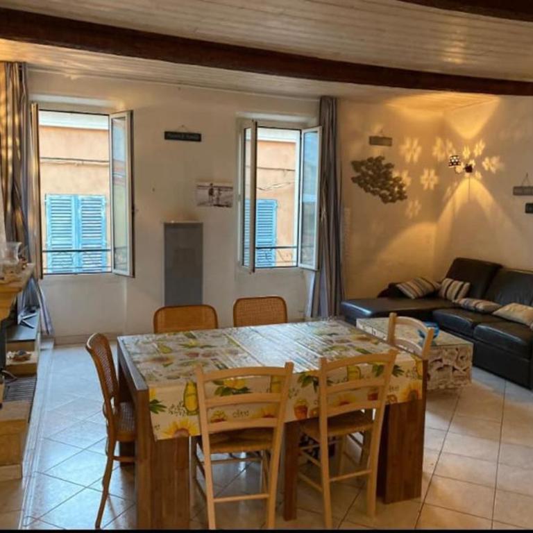 Plein Cœur de Sanary sur Mer - Appartement 2 Chambres - 2