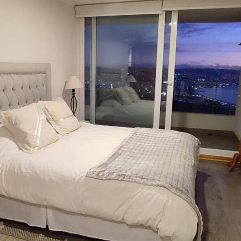 Espectacular Departamento en Reñaca - Viña con hermosa vista al mar y piscina temperada - Apartamento de 2 dormitorios - 18