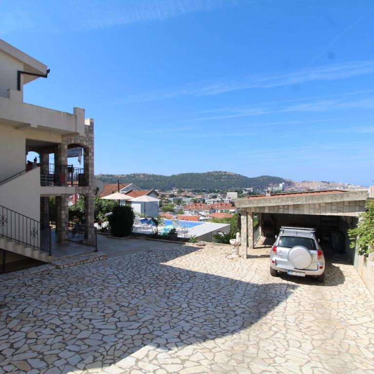 2bd Apt w Private Pool and City View "Keka" - Two-Bedroom Apartment with Private Pool - 23