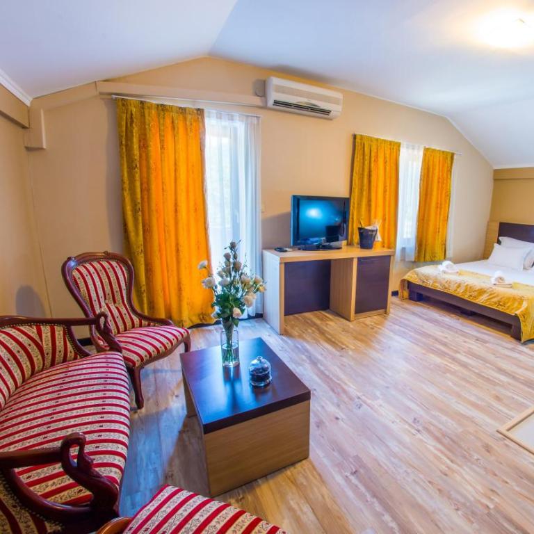 Apartments Cavaliero - Deluxe Double Room - 2