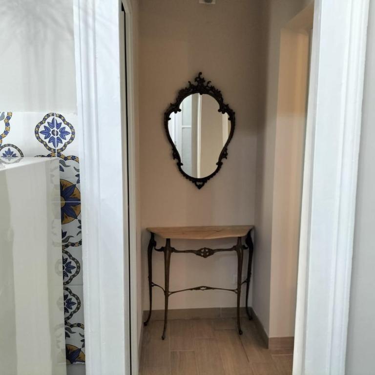 Amuri - Appartamento con 2 Camere da Letto e Balcone - 12