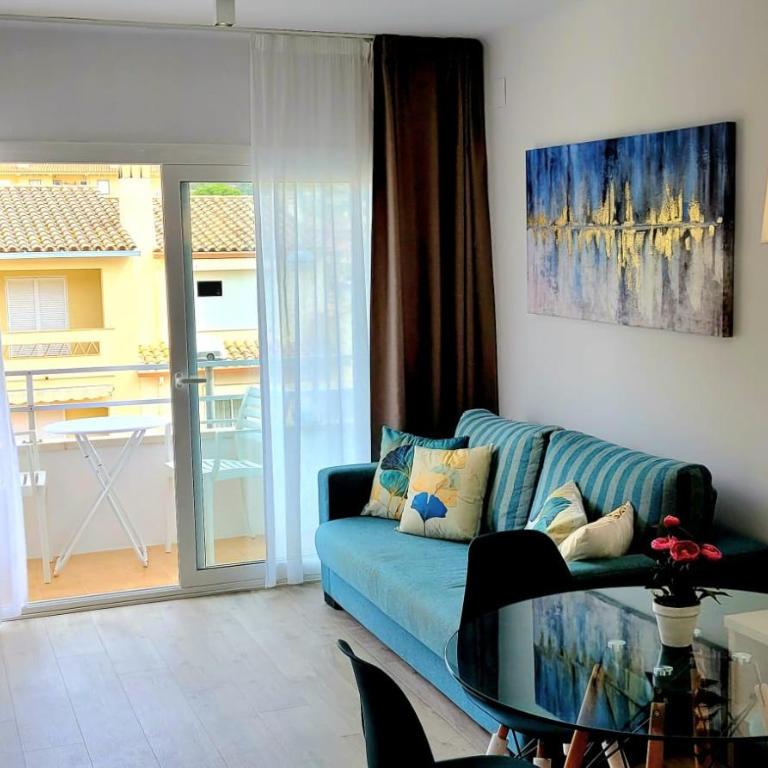 Moderno con piscina en L'Estartit by Host&Joy - One-Bedroom Apartment - 10
