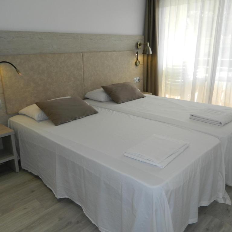 Moderno con piscina en L'Estartit by Host&Joy - One-Bedroom Apartment - 18