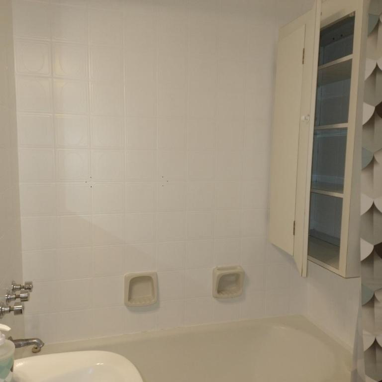 Depto ctro comercial Güemes 4 p - Apartamento de 1 dormitorio - 13