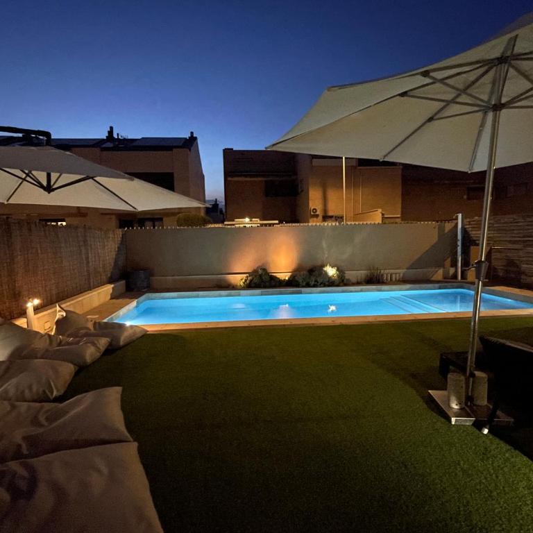 Valdevebas Chalet con Piscina - Five-Bedroom House - 2