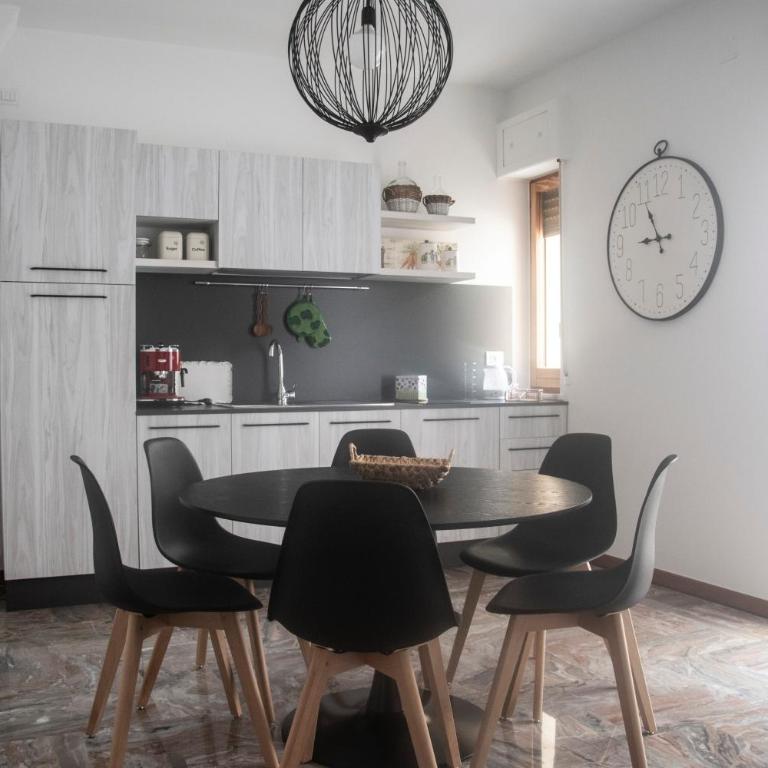 GUEST HOUSE DA GINO - Appartamento con 3 Camere da Letto - 6