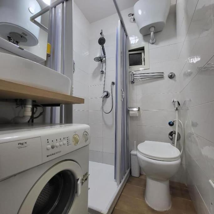 Santa Chiara Attic , 4 floor no Elevator - Appartamento con 1 Camera da Letto - 4