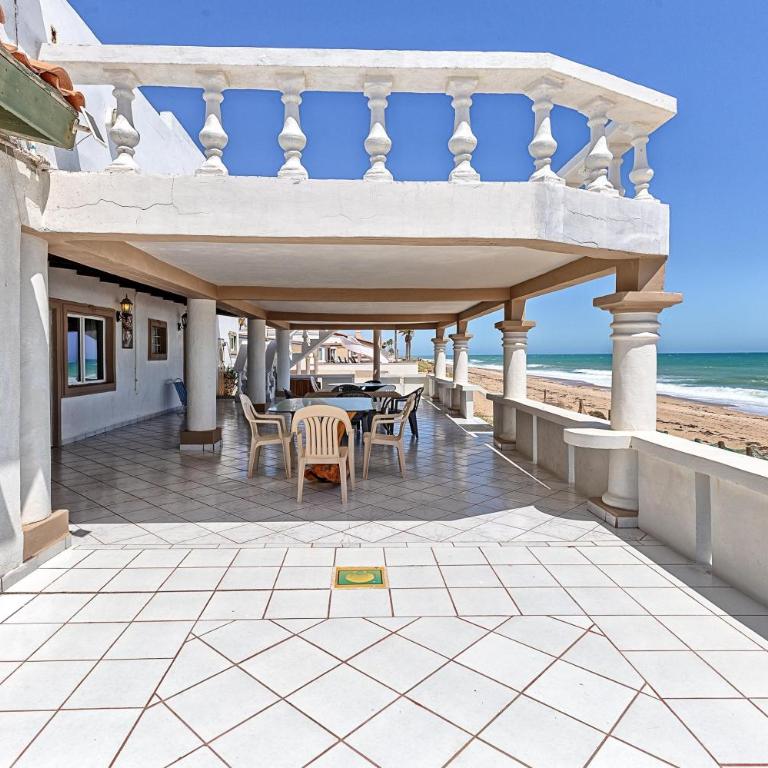 Beachcomber - Vacation Home - 11