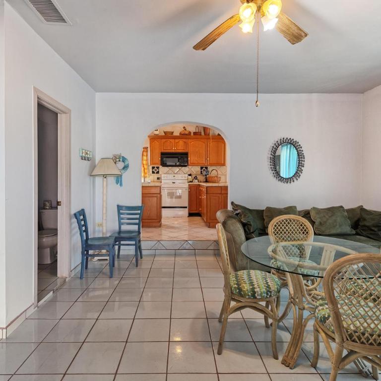 Beachcomber - Vacation Home - 25