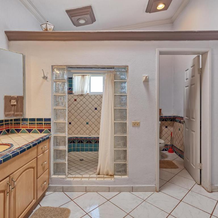 Beachcomber - Vacation Home - 36