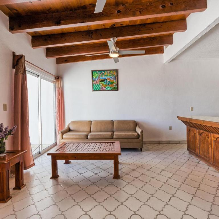La Gaviota - Two-Bedroom Apartment - 15