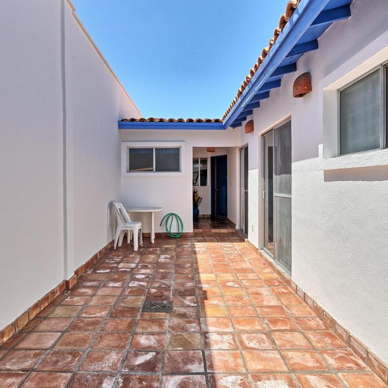 Buenos Tiempos - Three-Bedroom Apartment - 7