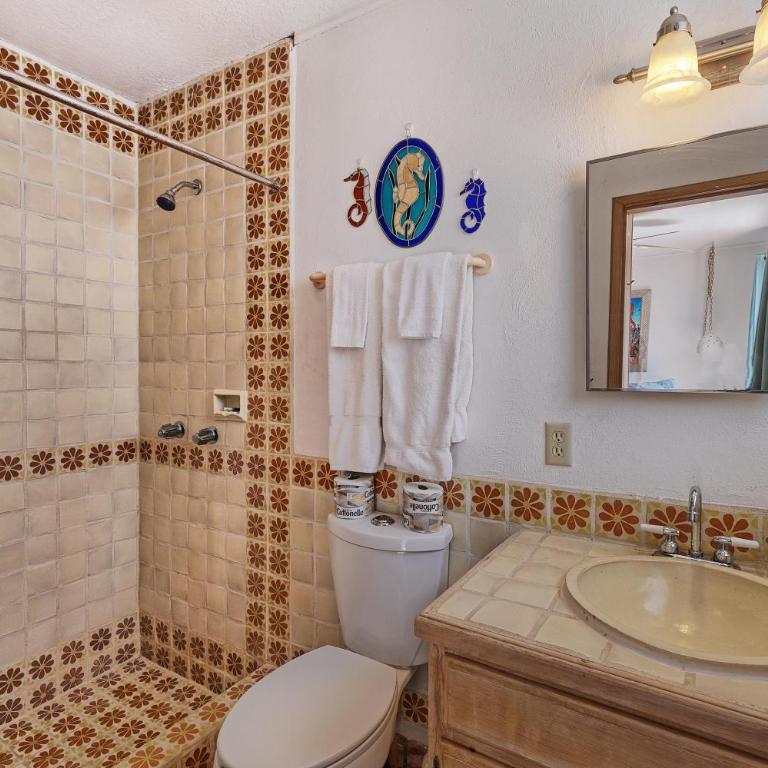 Buenos Tiempos - Three-Bedroom Apartment - 36