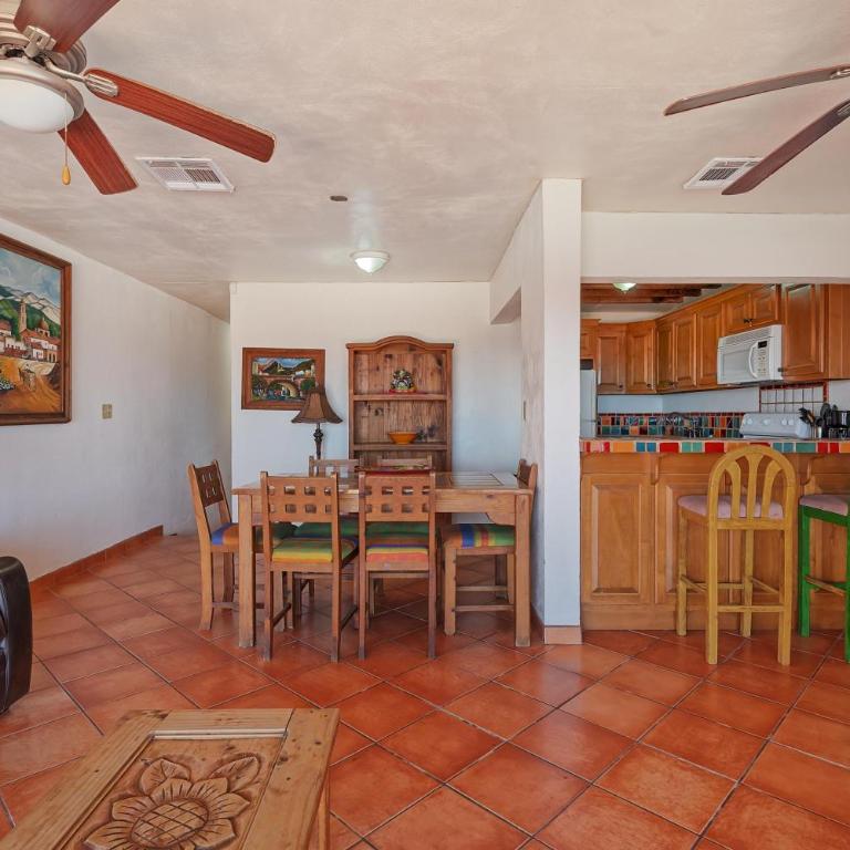 Aventura - Three-Bedroom Apartment - 10