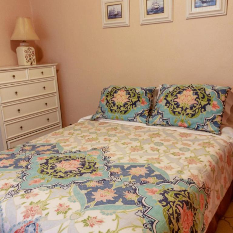 Luna y Sol - Three-Bedroom Apartment - 8