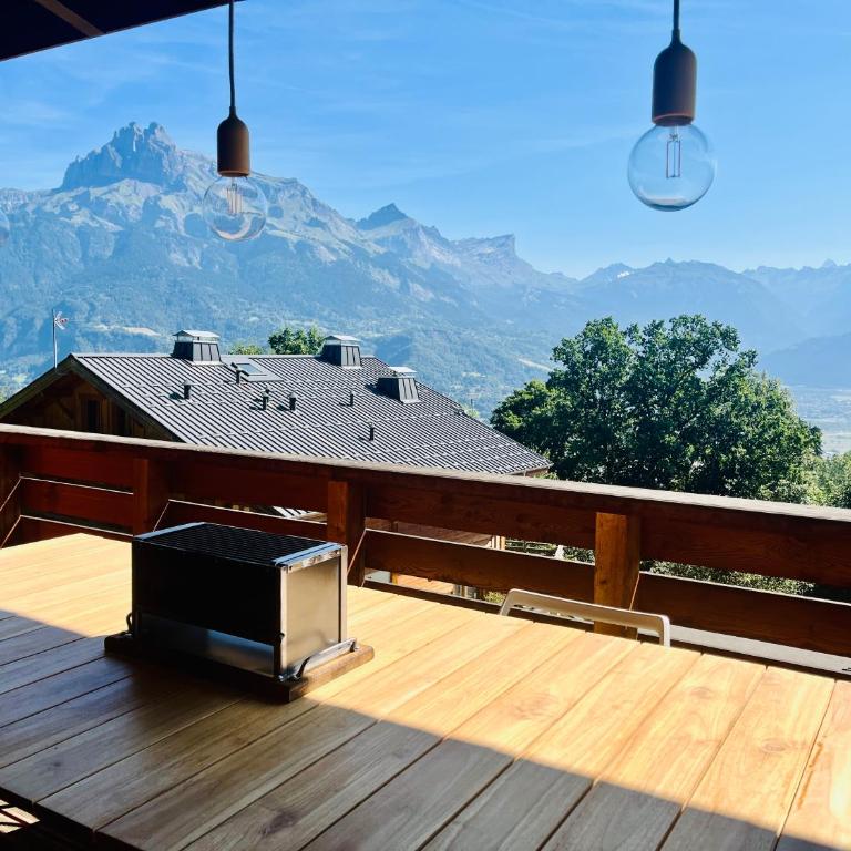 Chaleureux Chalet Familial - Vue époustouflante - Chalet 3 Chambres - 10