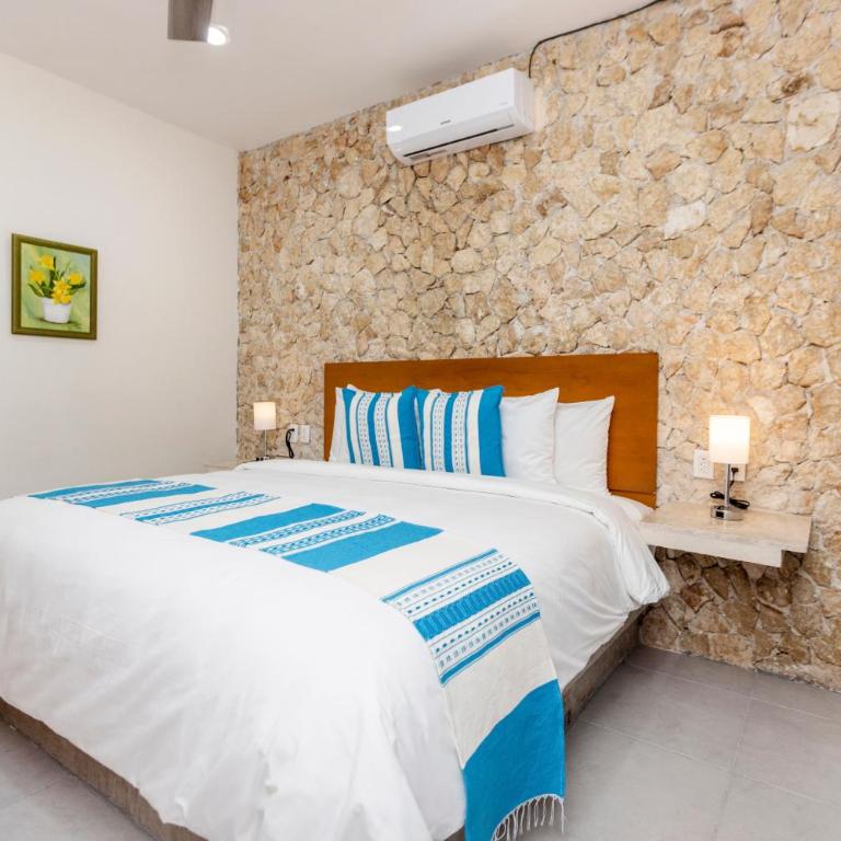 Casa Itzae Hotel Boutique - Deluxe One-Bedroom Apartment with Garden View - 2