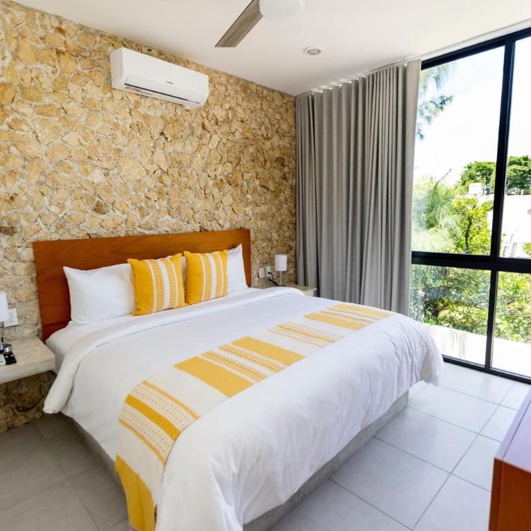 Casa Itzae Hotel Boutique - Deluxe One-Bedroom Apartment with Garden View - 39
